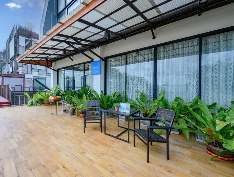 Spa wellness in Laguna Phuket: Outdoor seating area at Apsara Spa in Laguna Phuket