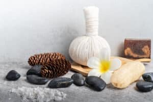 Massage packages in Phuket: Thai herbal compress and natural spa elements for rejuvenation